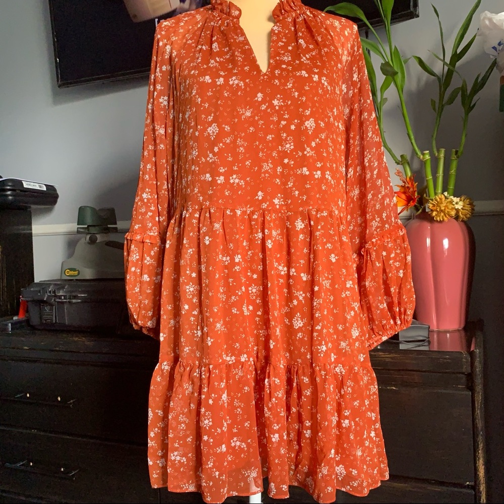 1 STATE FLOWY FLORAL DRESS SIZE L